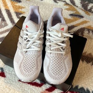 Womens Adidas ultra boost 5.0 dna size 8.5